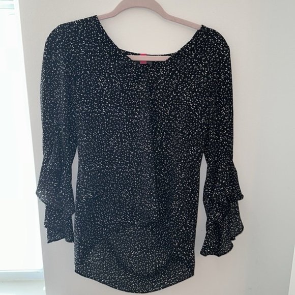 Vince Camuto Black Ruffle Sleeves blouse - Picture 2 of 3